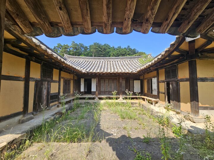 청주 이강영당