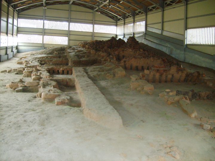 충주 미륵리 요지