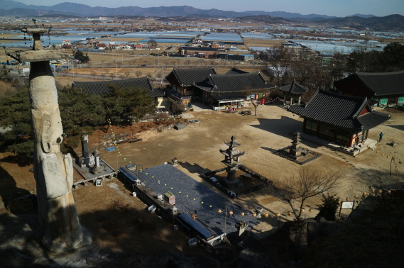 논산 관촉사 석조미륵보살입상
