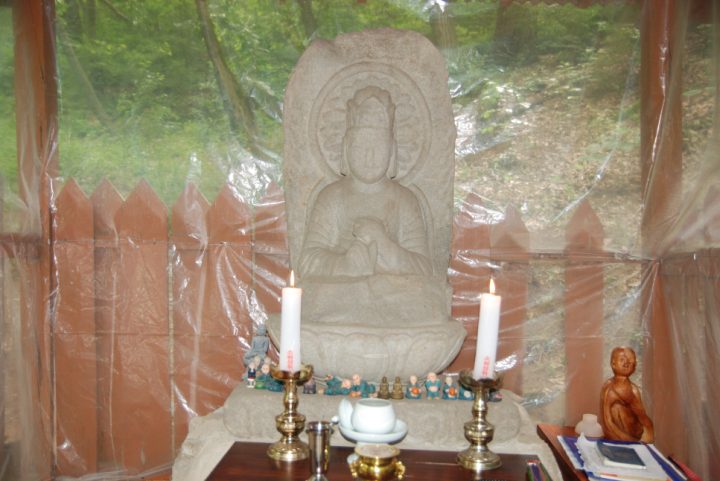 청주 모충동 석조비로자나불좌상