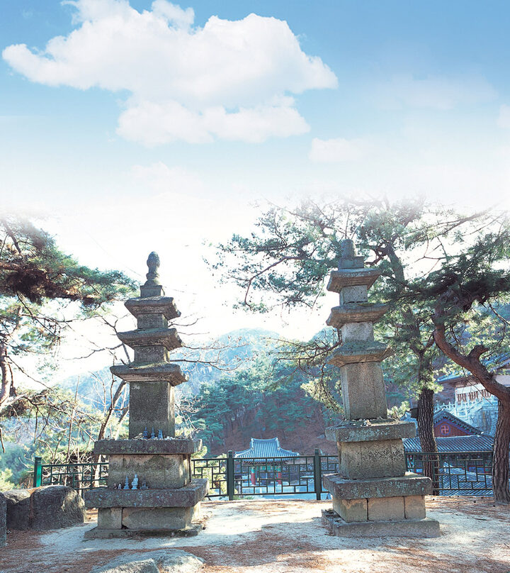 옥천 용암사 동·서 삼층석탑