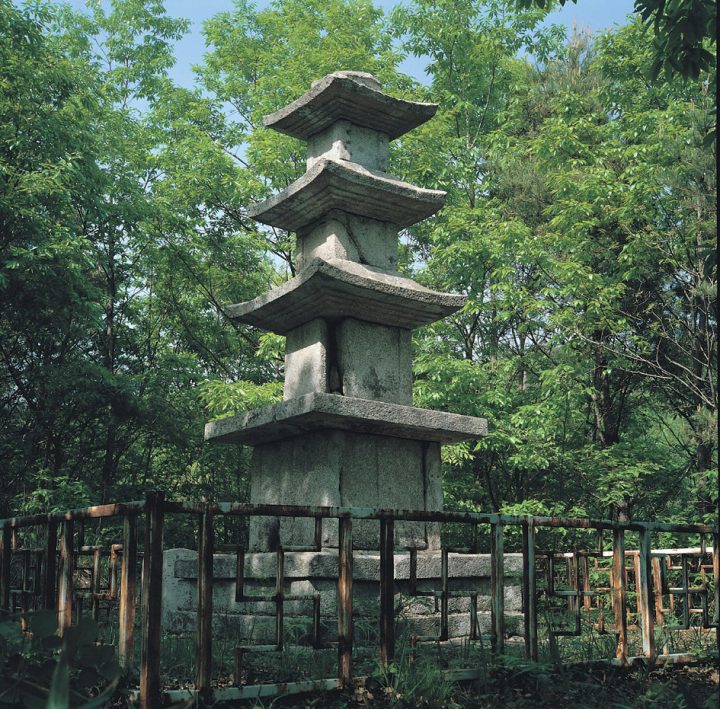 김제 금산사 심원암 삼층석탑