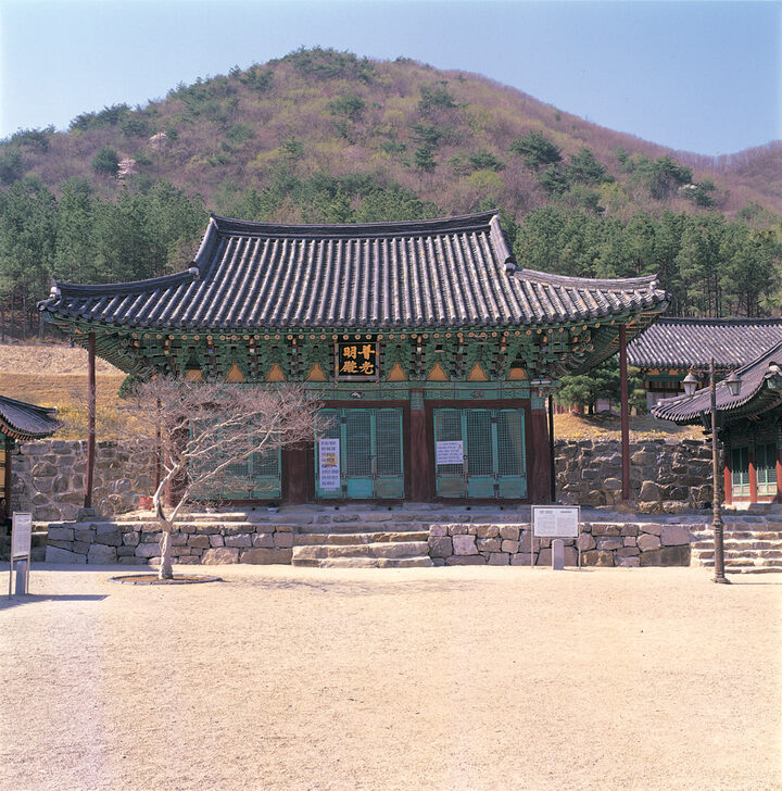 완주 위봉사 보광명전