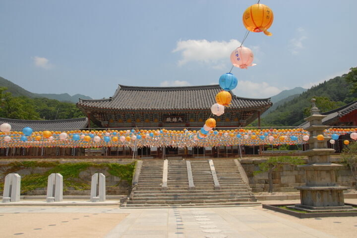 구례 화엄사 대웅전