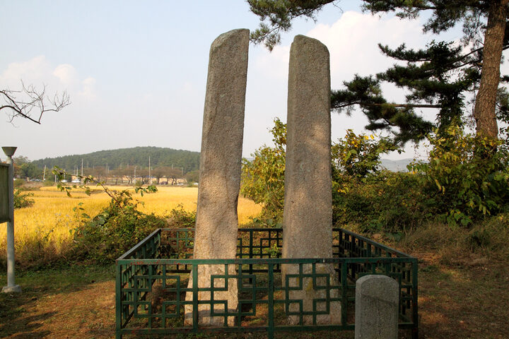 경주 망덕사지 당간지주