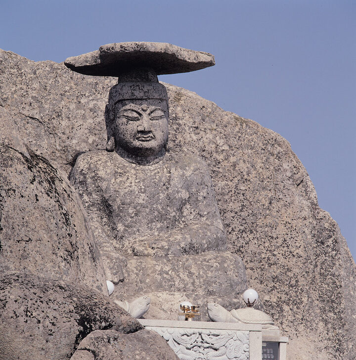 경산 팔공산 관봉 석조여래좌상