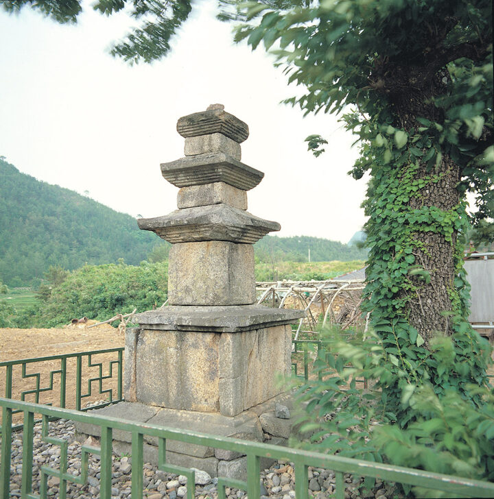 울진 구산리 삼층석탑