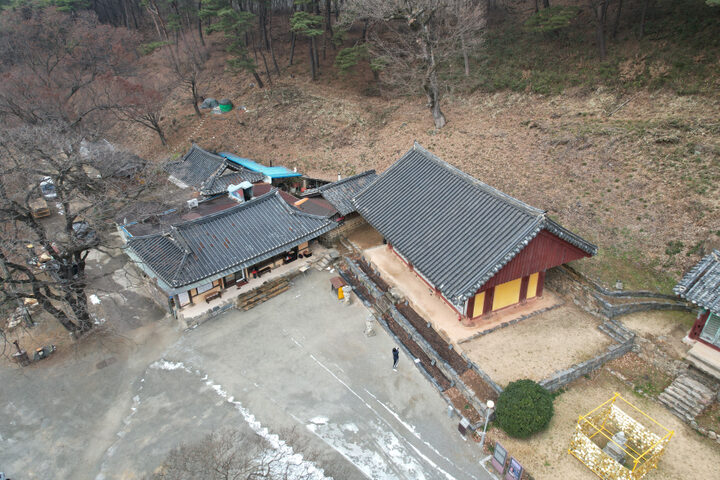 서산 문수사 극락보전