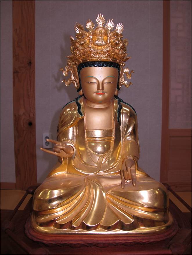 김제 청룡사 목조관음보살좌상