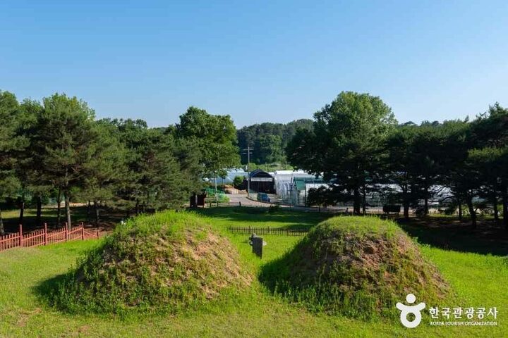 경기_고양_고양 공양왕릉_외부_4.jpg