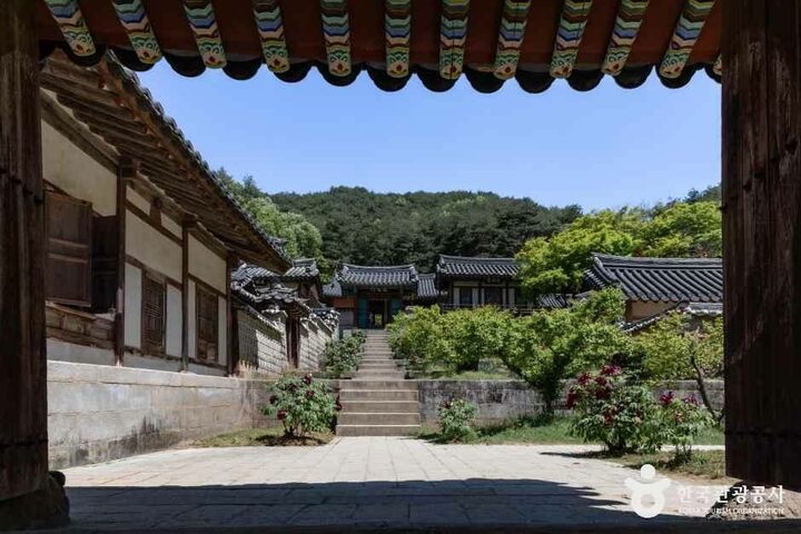경북_안동_도산서원_외부_3.JPG