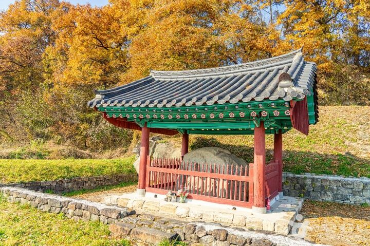 영주_영주 신암리 마애여래삼존상 (3)