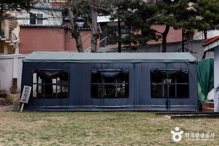 부산_서구_임시수도기념관_외부_3.png