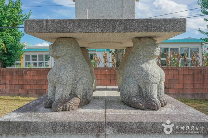 함안_함안 주리사지 사자석탑 (2)