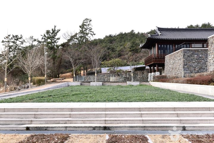 땅끝순례문학관