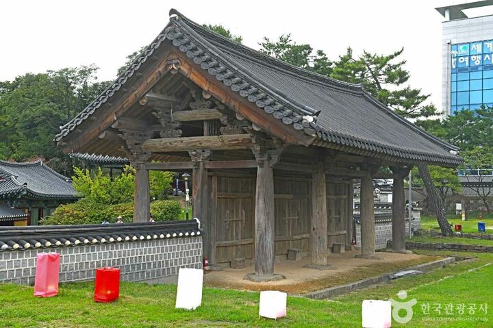 강릉 임영관 삼문 (3)