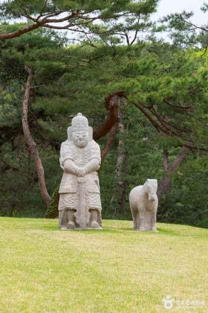 경기_여주_여주 영릉과 영릉_외부_5.jpg