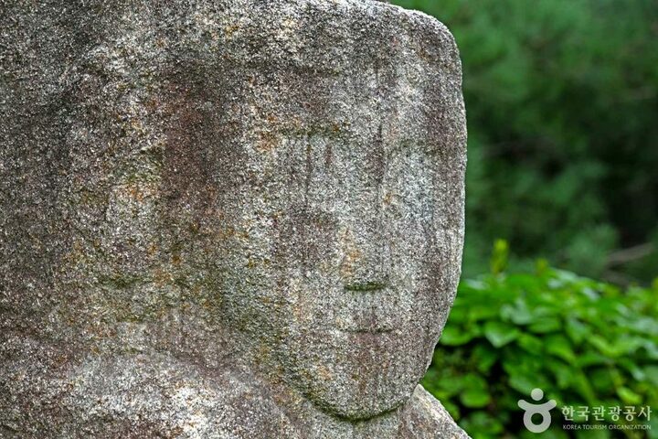강원_춘천_김정묘역 문인석 (4)