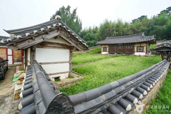 덕연서원 (1)
