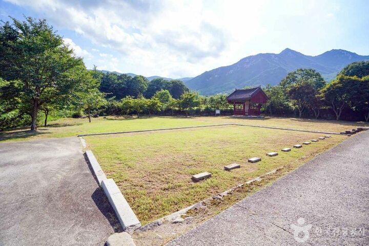 거창 강남사지 석조여래입상 (7)