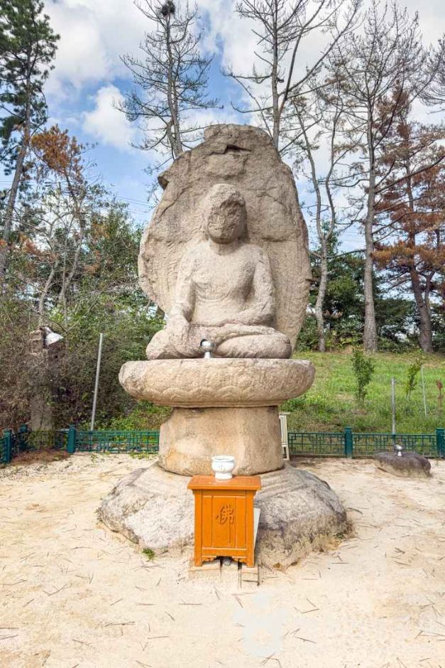 경주_영지석불좌상 (9)
