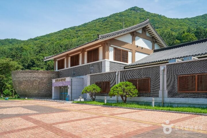 웅천도요지전시관