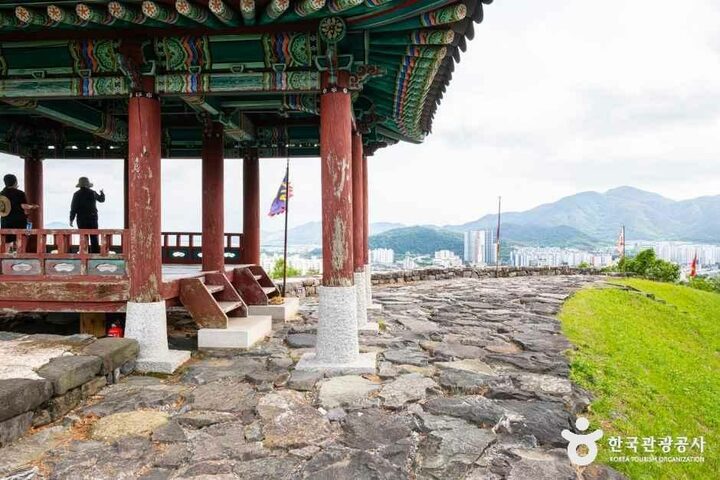 경남_밀양_밀양읍성_외부_4.jpg