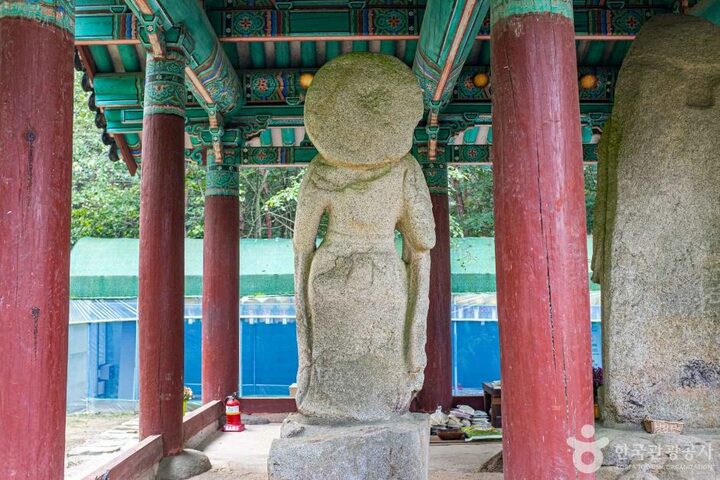 경북_경주_경주 배동 석조여래삼존입상 (8)