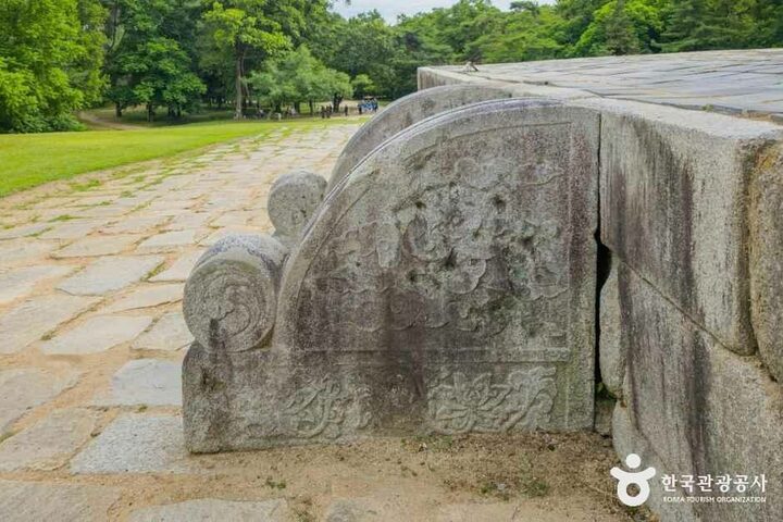 경기_화성_융릉과건릉_외부_04.jpg