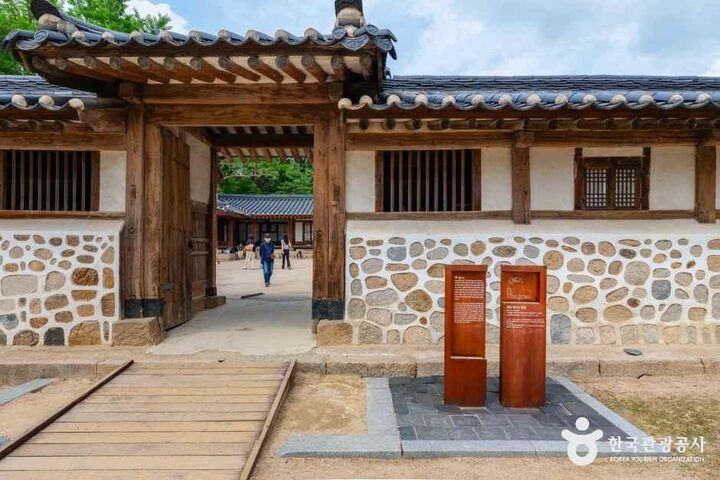 경기_고양_고양 서오릉_외부_3.jpg