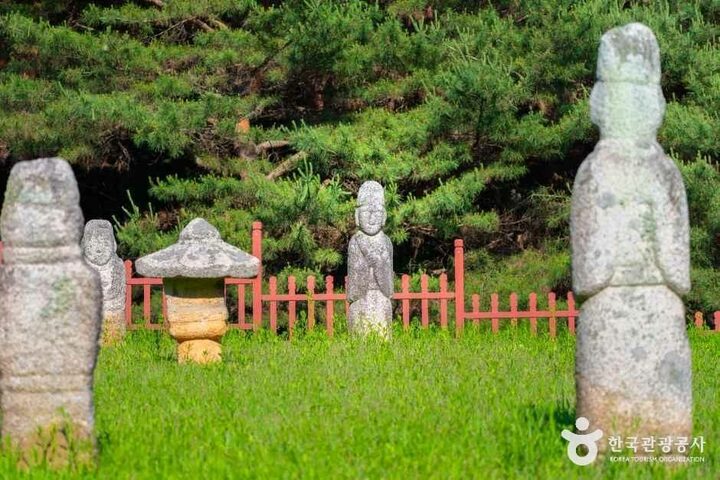 경기_고양_고양 공양왕릉_외부_8.jpg