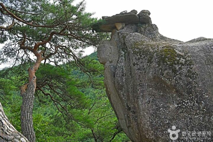 영월 무릉리 마애여래좌상 (2)