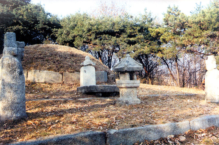 신빈신씨묘역