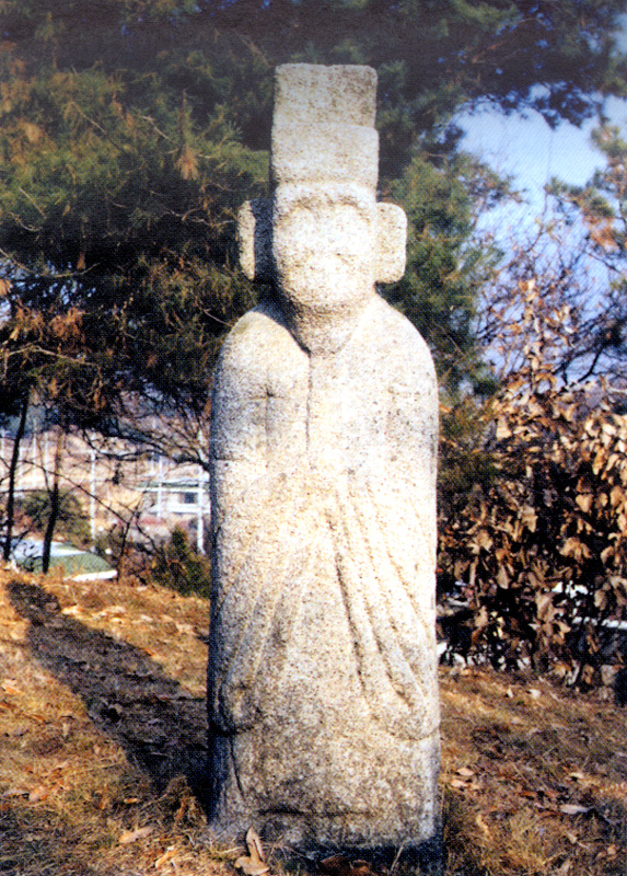 좌측문인석