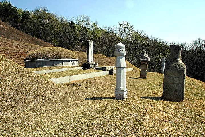 우측전경
