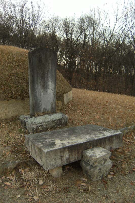 상석 및 향로석
