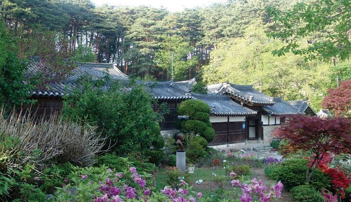 김윤기가옥 전경