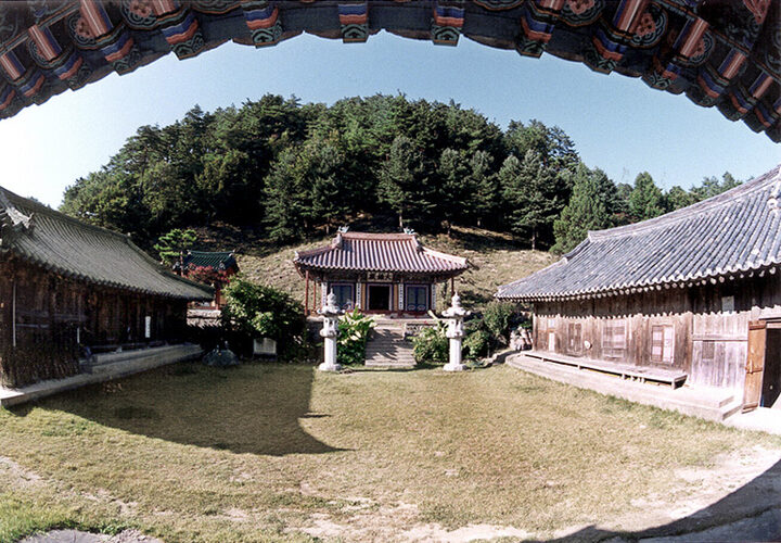 삼척신흥사(左심검당,右설선당)