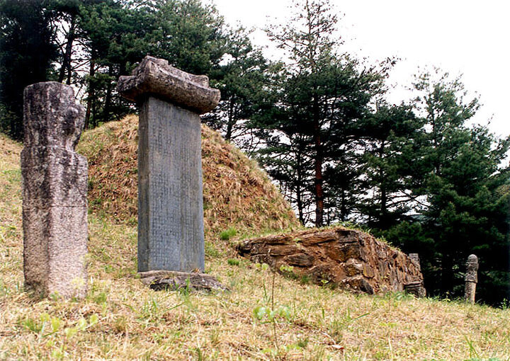 박걸남묘역(근경)