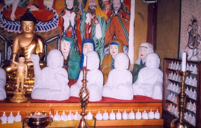 충주신흥사석조나한상