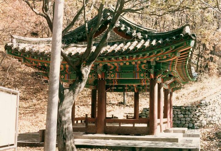 진남루우측