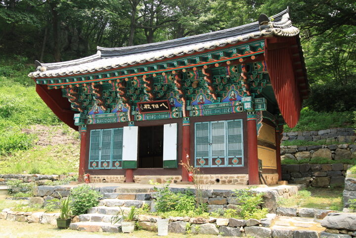 갑사 팔상전