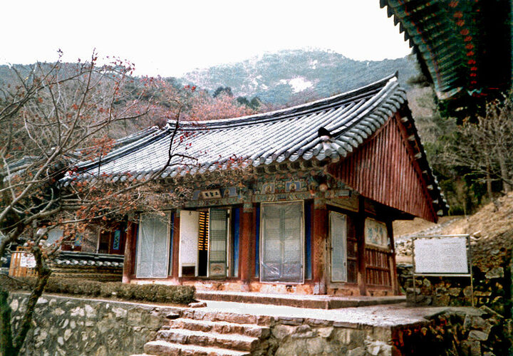 동학사삼성각