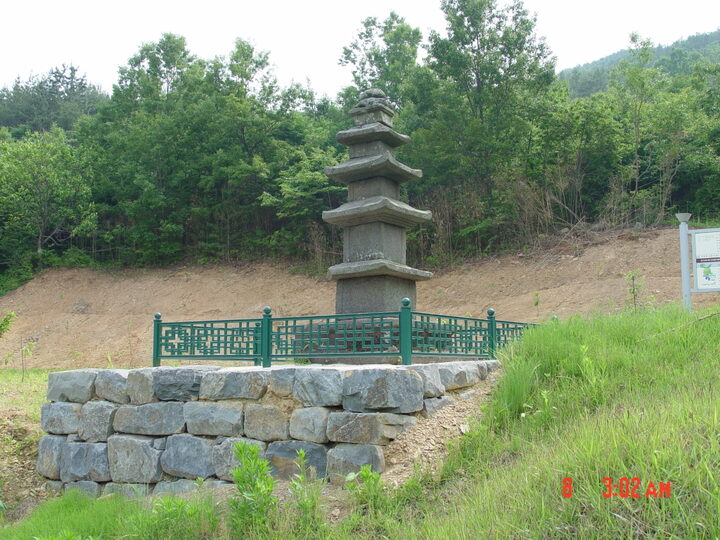 수암리삼층석탑