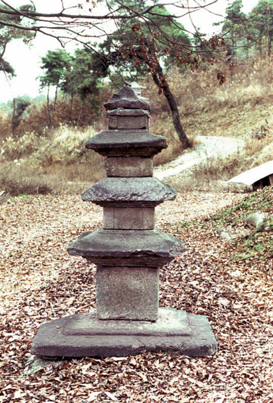 인취사삼층석탑