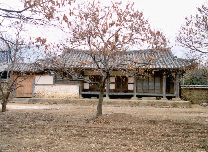 신경섭가옥