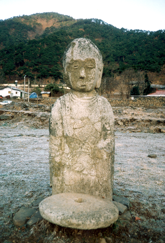 보령성주사지석불입상