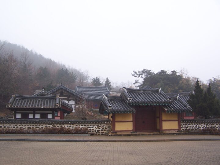 이유태유허지전경
