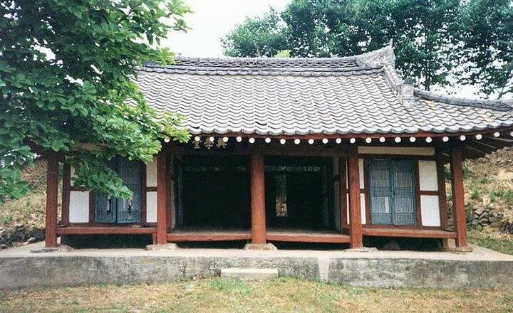 흥학당(정면)