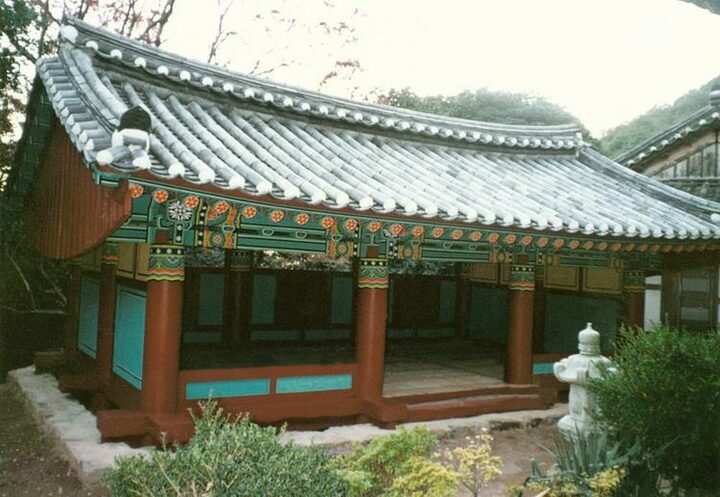 은적암관명루